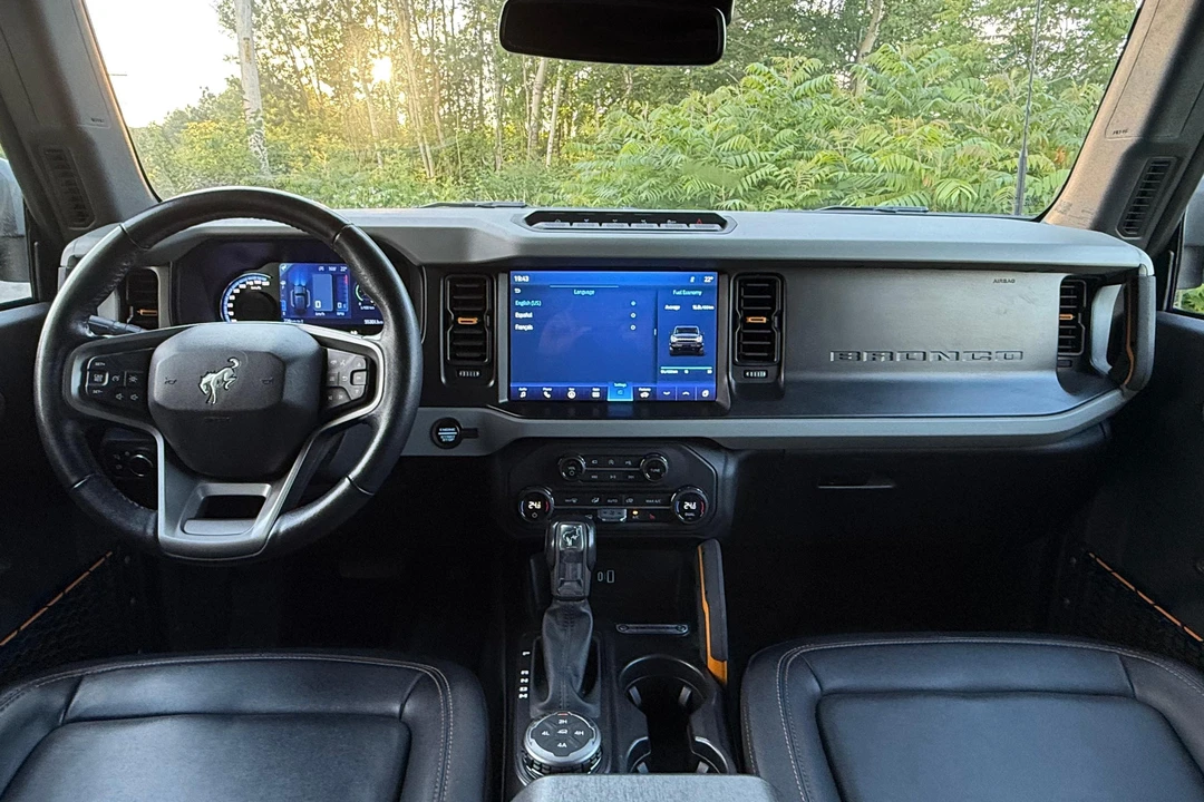2023 Ford Bronco 6th Gen - Image 18 of 31