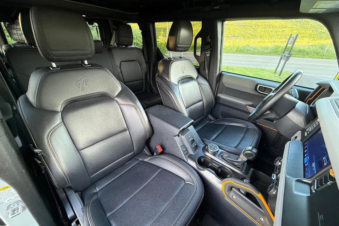 2023 Ford Bronco 6th Gen - Image 19 of 31