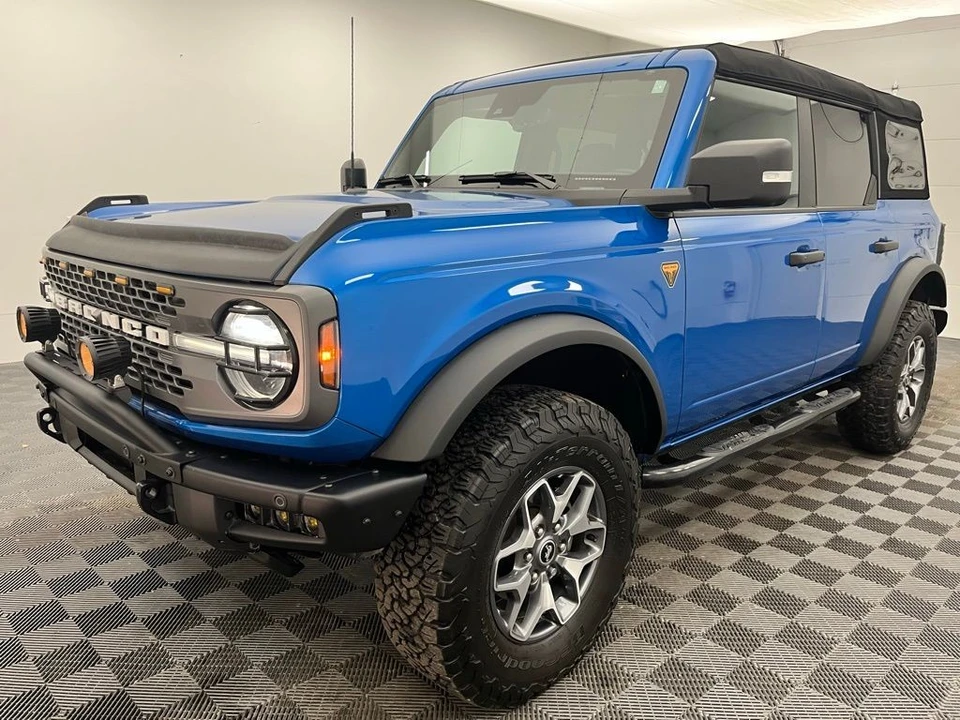 2023 Ford Bronco 6th Gen - Image 11 of 12