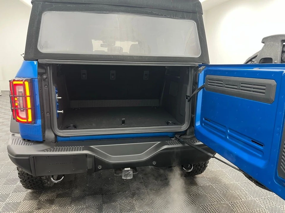 2023 Ford Bronco 6th Gen - Image 8 of 12