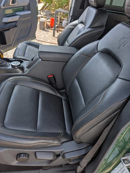 2023 Ford Bronco 6th Gen - Image 9 of 12