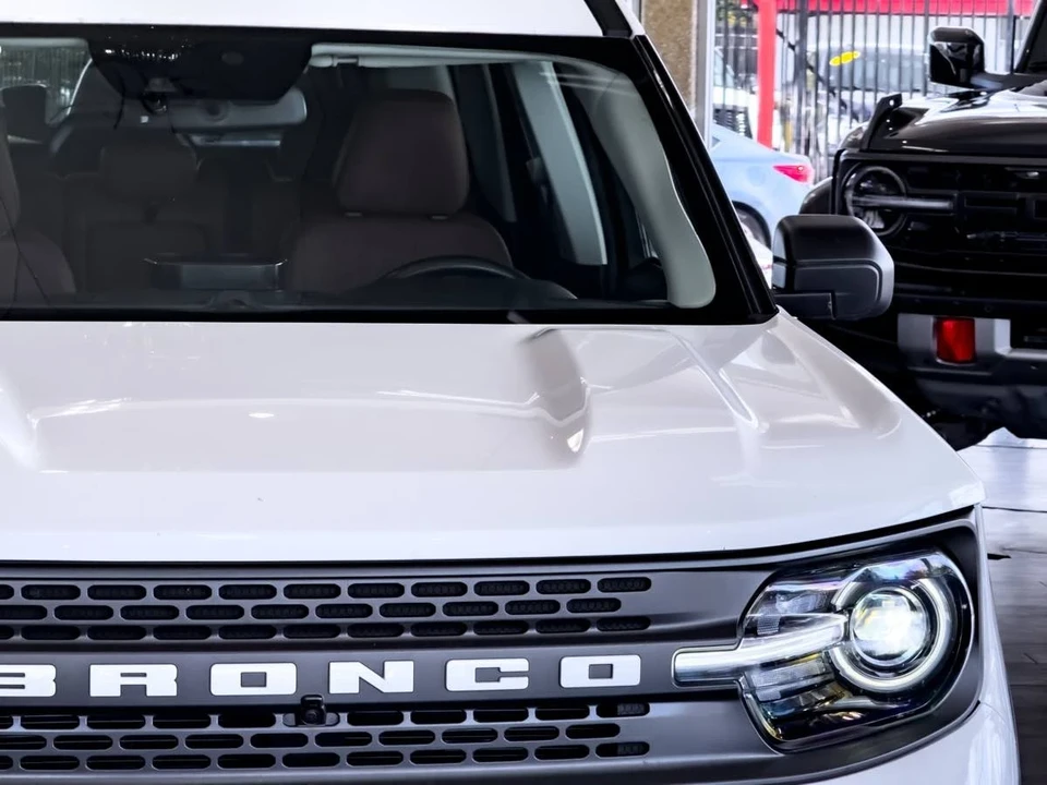 2023 Ford Bronco 6th Gen - Image 18 of 21