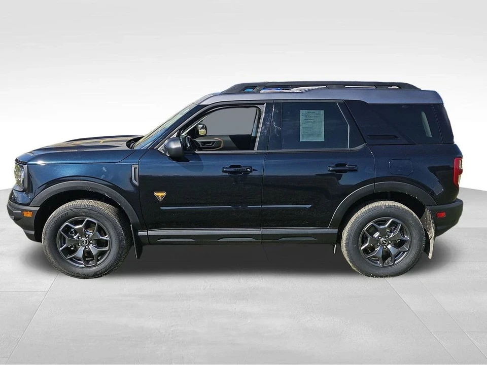 2023 Ford Bronco 6th Gen - Image 16 of 21