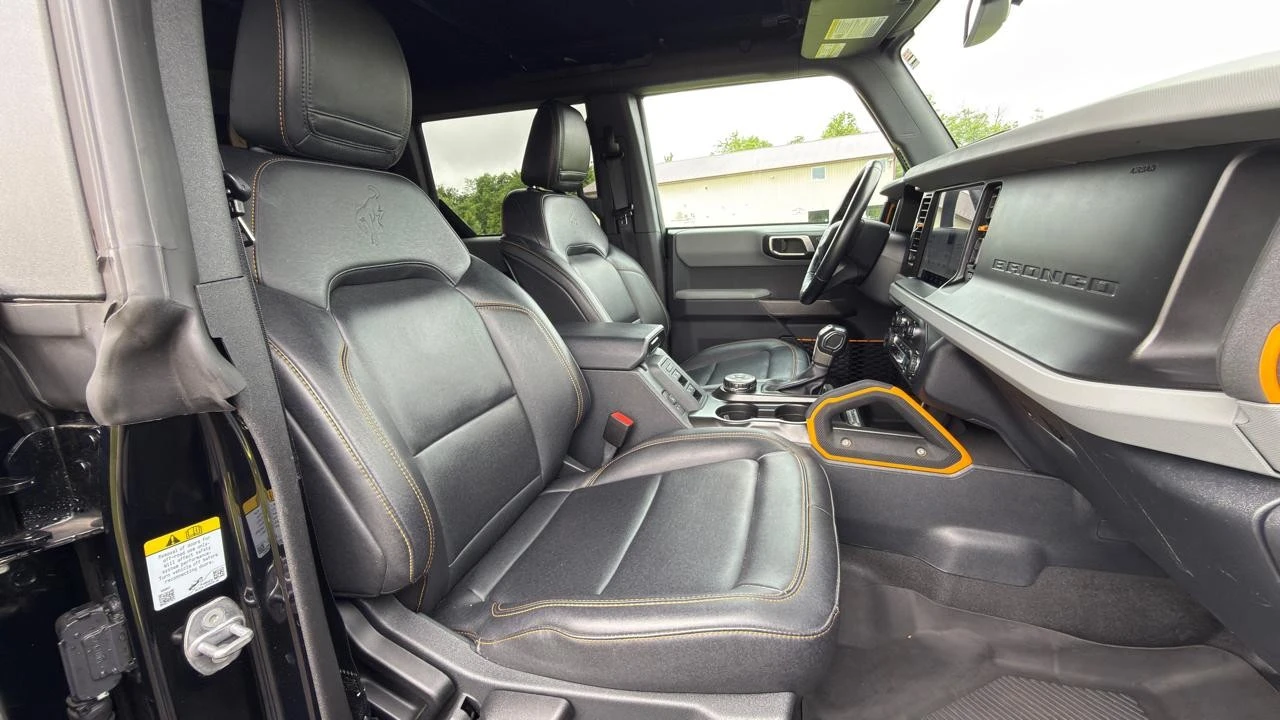 2023 Ford Bronco 6th Gen - Image 27 of 31