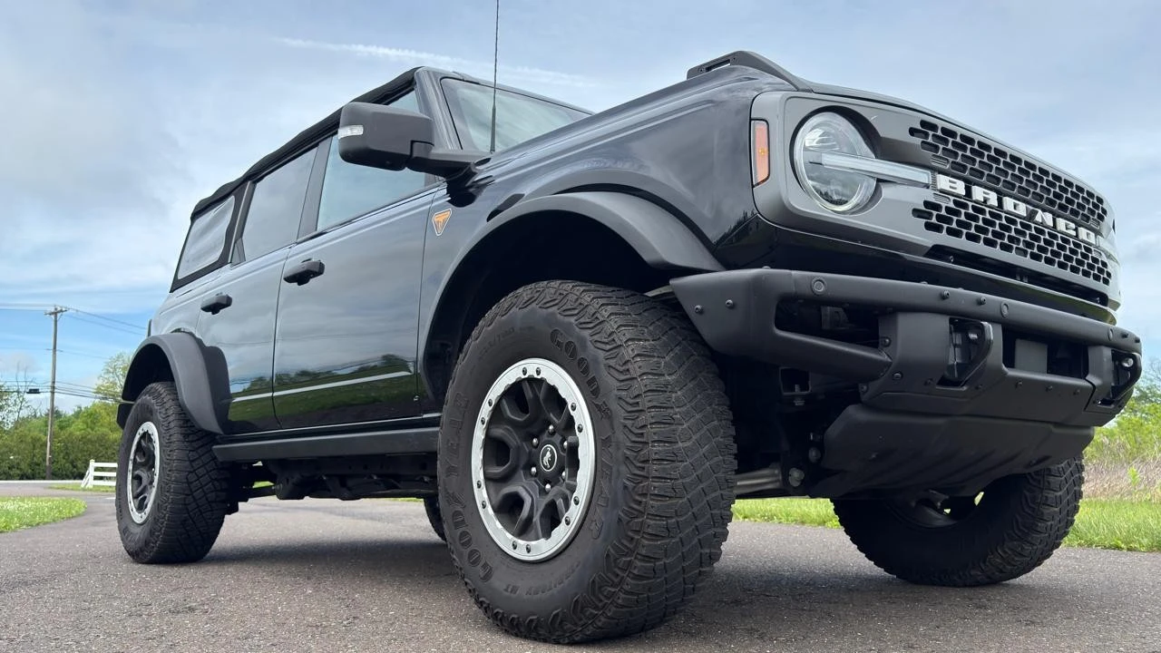 2023 Ford Bronco 6th Gen - Image 6 of 31