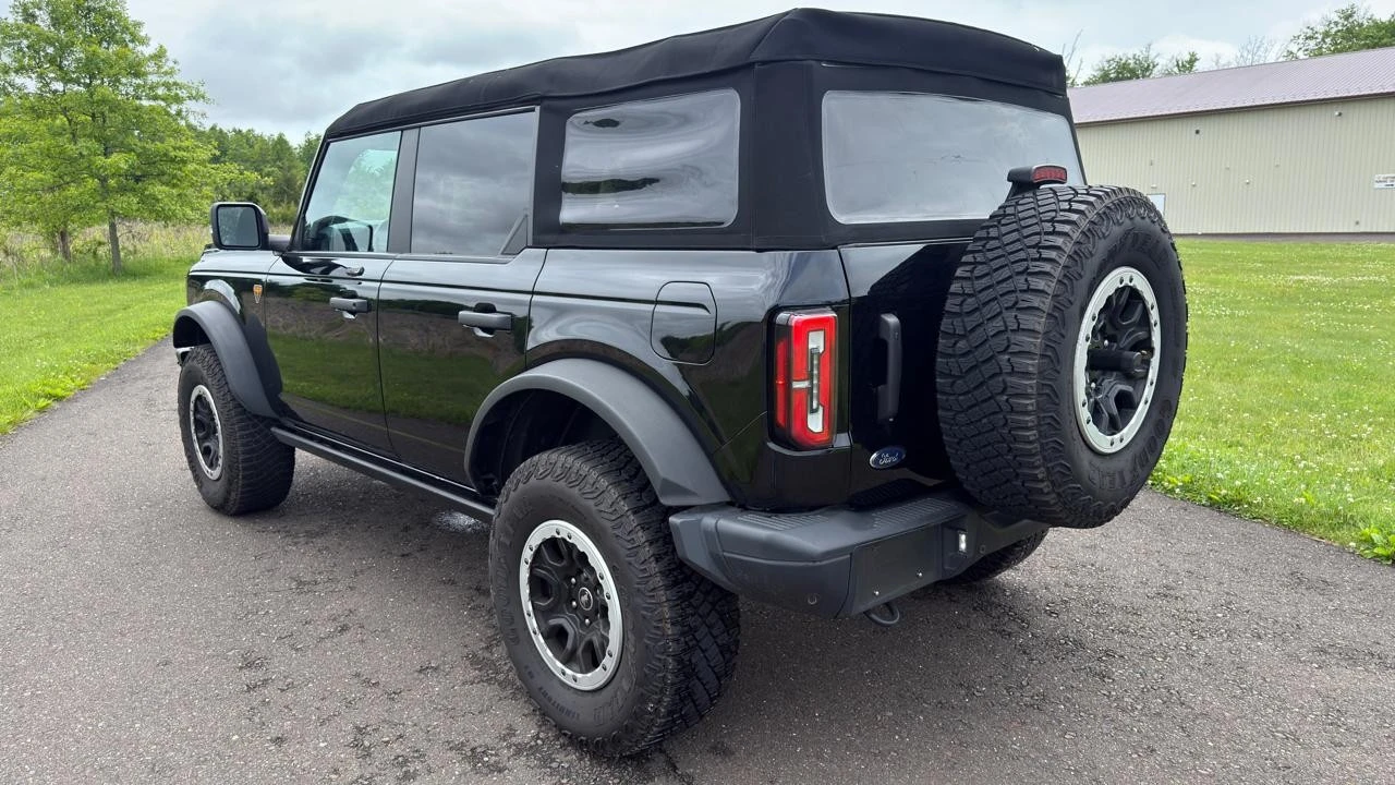 2023 Ford Bronco 6th Gen - Image 8 of 31