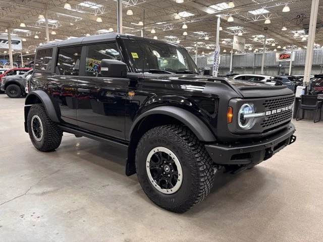 2023 Ford Bronco 6th Gen - Image 2 of 14