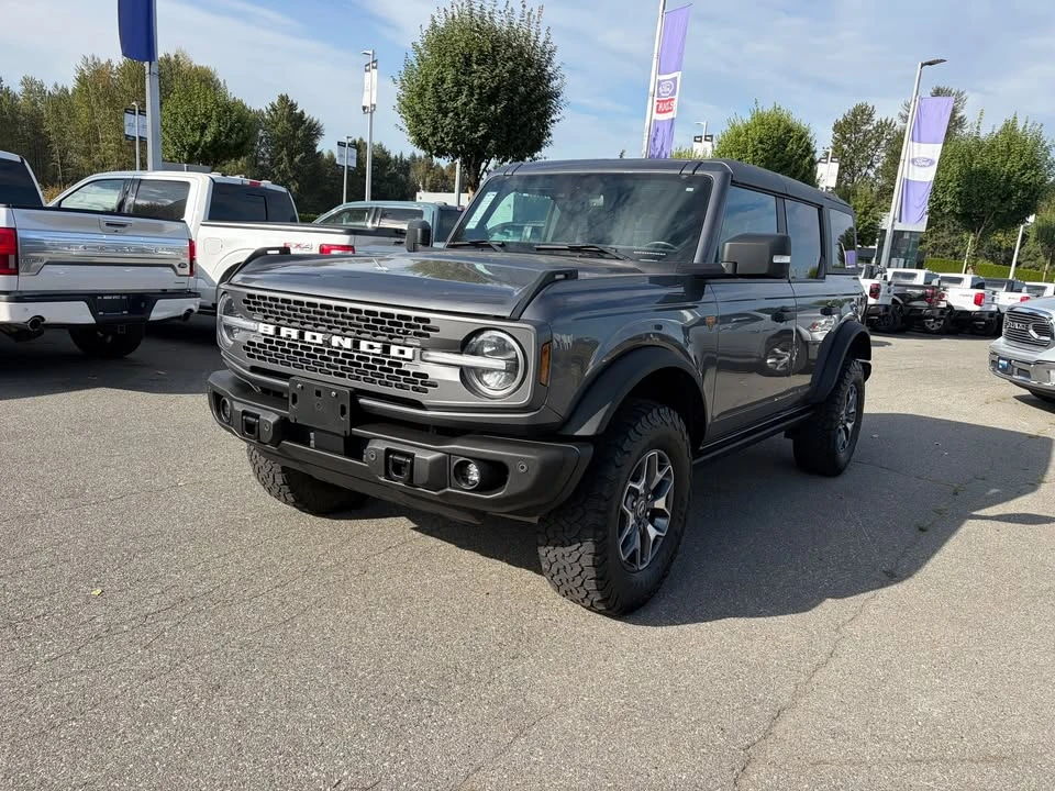 2023 Ford Bronco 6th Gen - Image 2 of 19