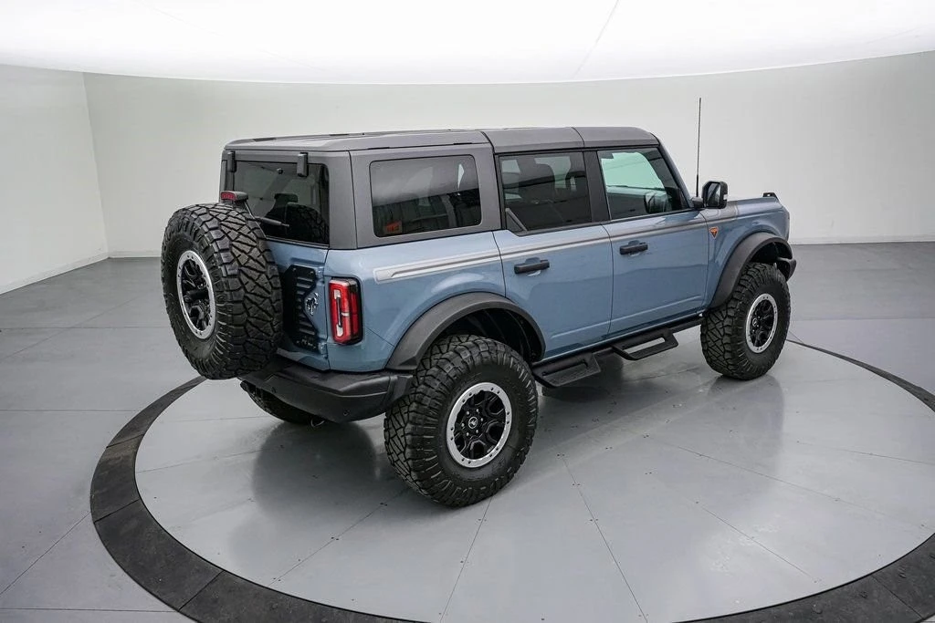 2023 Ford Bronco 6th Gen - Image 5 of 21