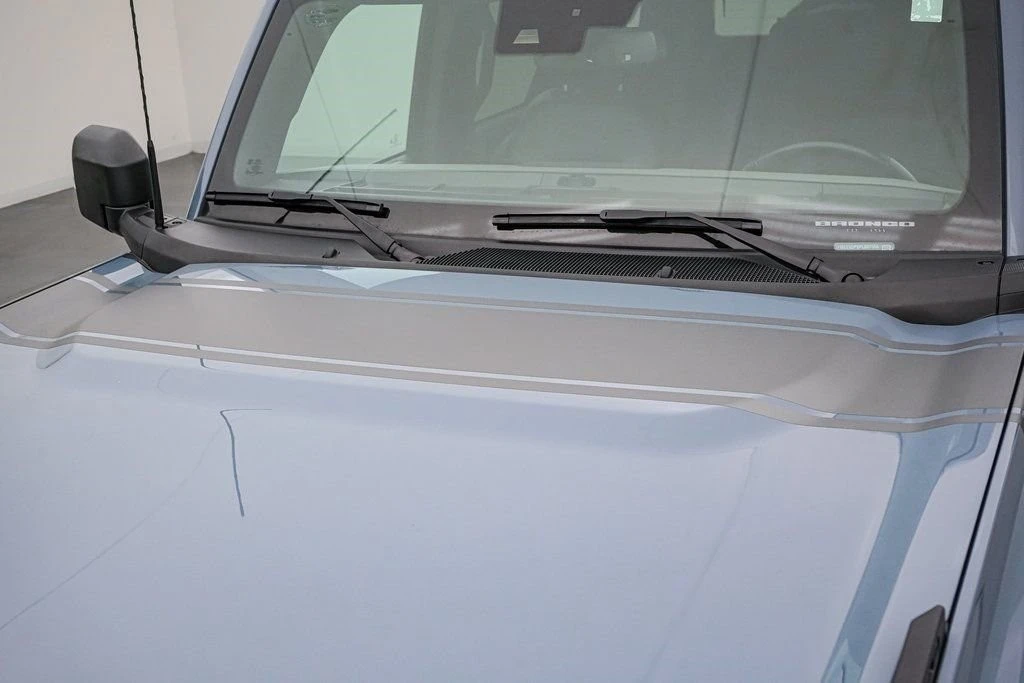 2023 Ford Bronco 6th Gen - Image 12 of 21
