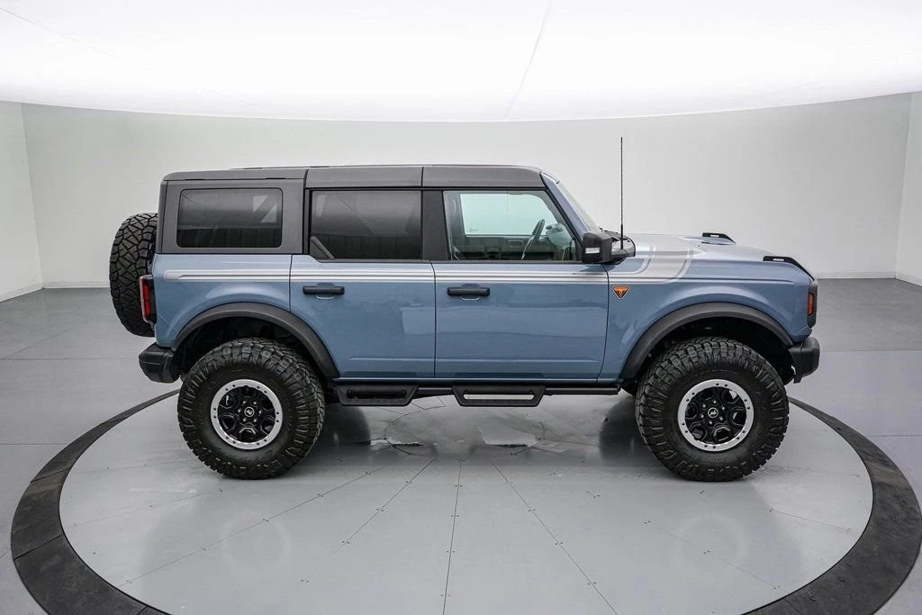 2023 Ford Bronco 6th Gen - Image 4 of 21
