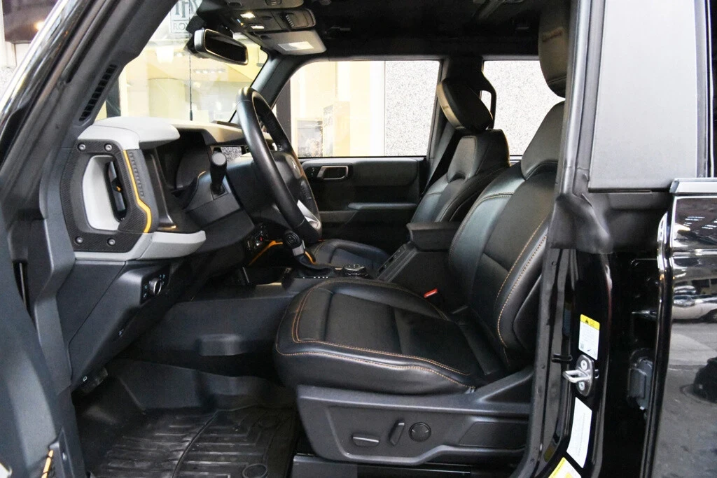2023 Ford Bronco 6th Gen - Image 9 of 12