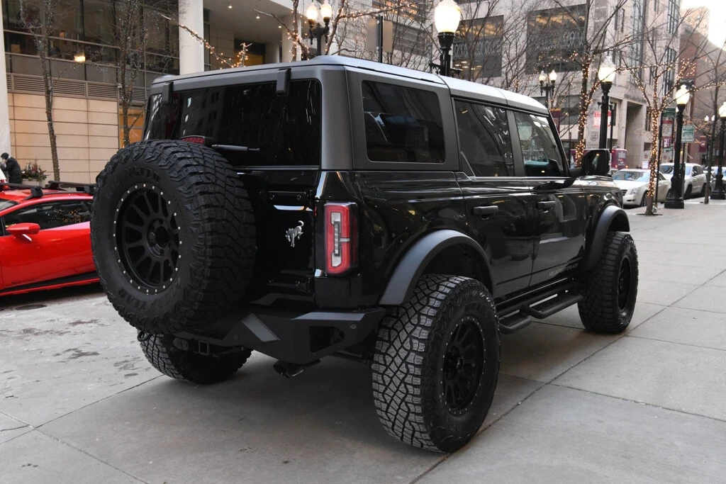 2023 Ford Bronco 6th Gen - Image 5 of 12