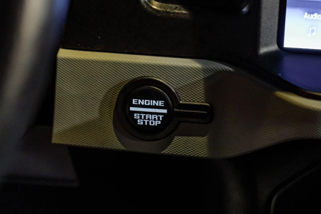 2023 Ford Bronco 6th Gen - Image 27 of 31
