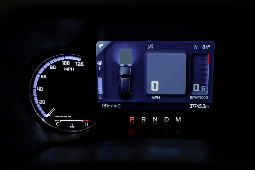 2023 Ford Bronco 6th Gen - Image 25 of 31
