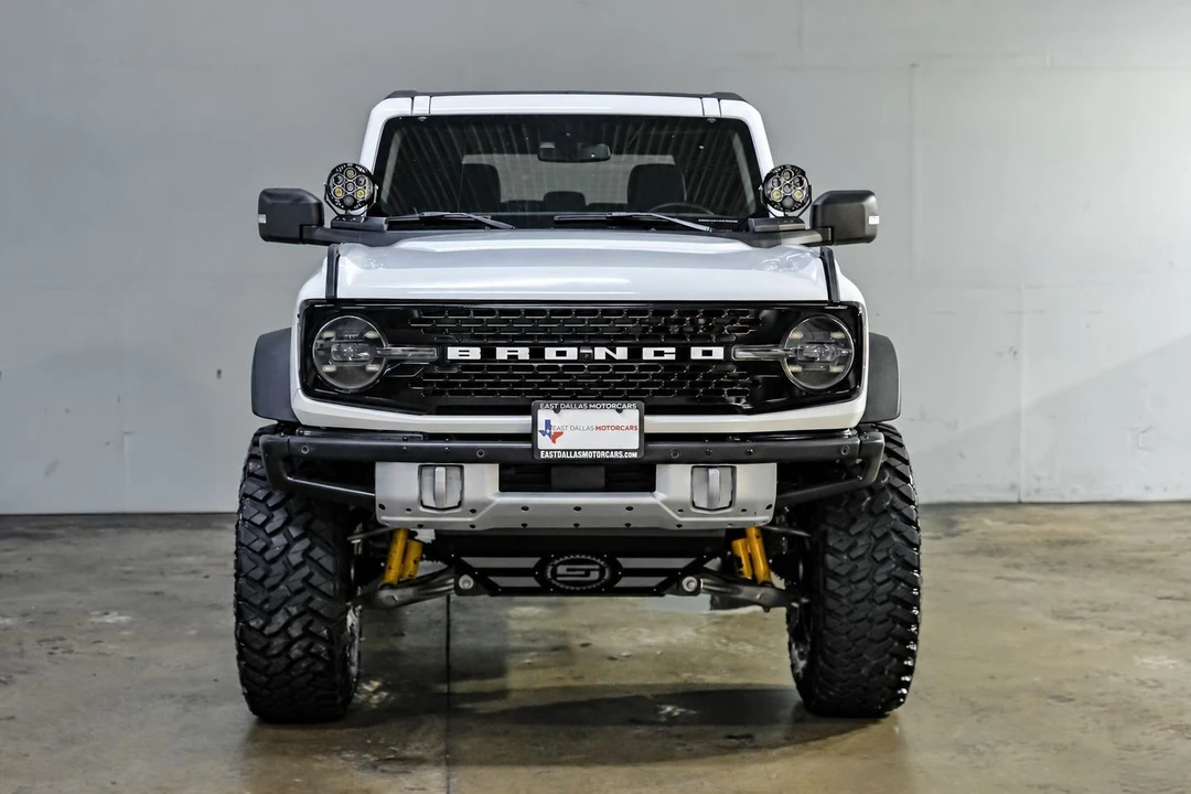 2023 Ford Bronco 6th Gen - Image 5 of 31
