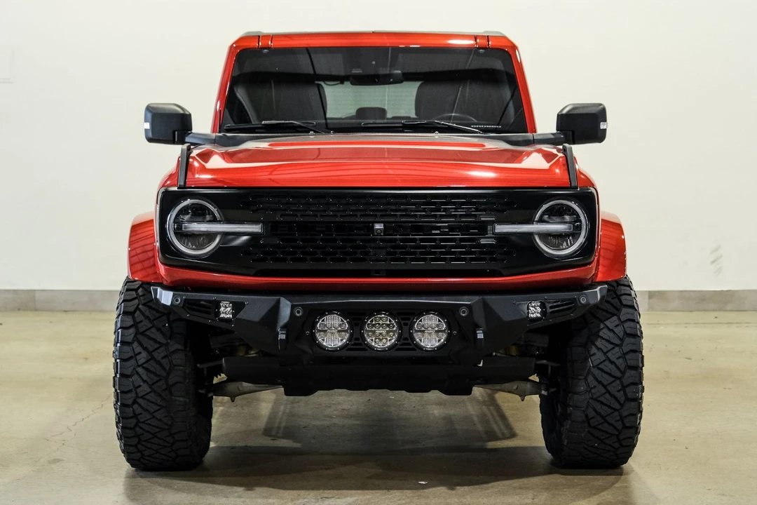 2023 Ford Bronco 6th Gen - Image 2 of 12