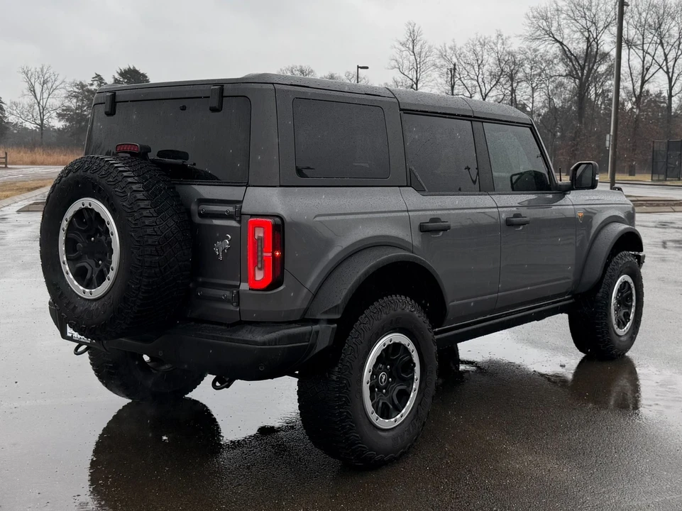 2023 Ford Bronco 6th Gen - Image 3 of 12