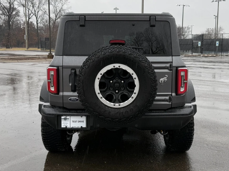 2023 Ford Bronco 6th Gen - Image 6 of 12