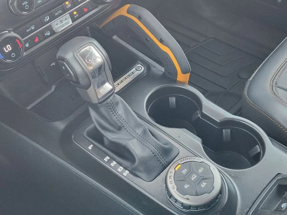 2023 Ford Bronco 6th Gen - Image 18 of 20