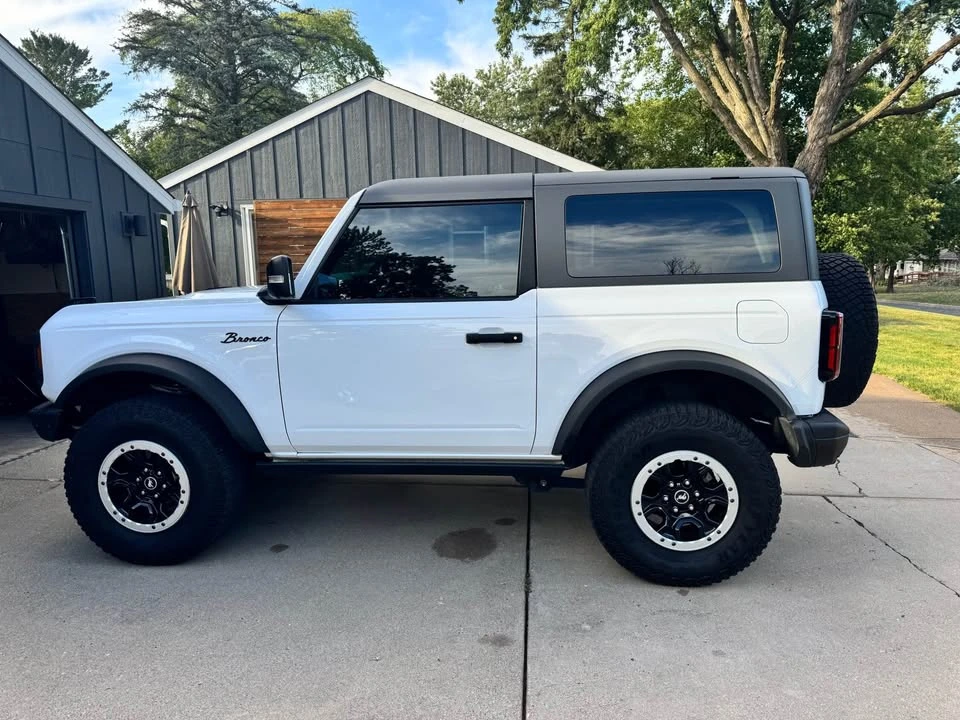 2023 Ford Bronco 6th Gen - Image 2 of 12
