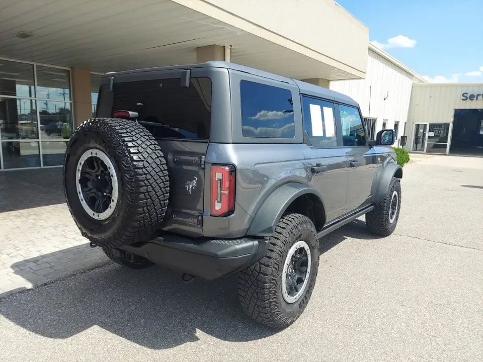 2023 Ford Bronco 6th Gen - Image 14 of 14