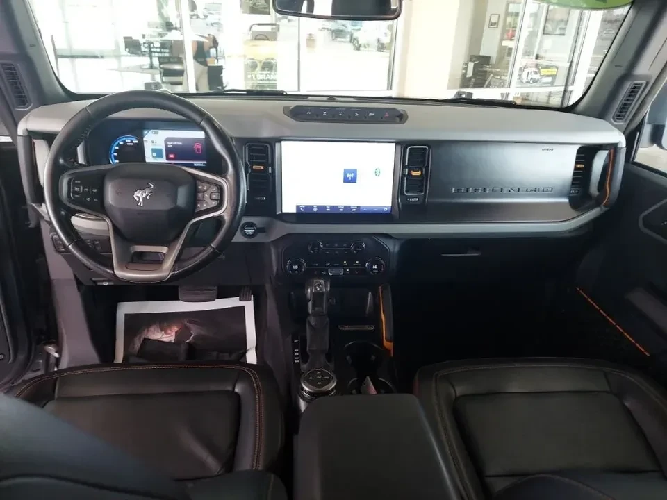 2023 Ford Bronco 6th Gen - Image 2 of 14
