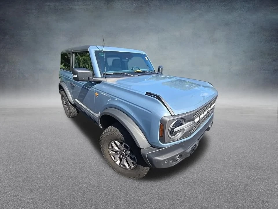 2023 Ford Bronco 6th Gen - Image 2 of 11