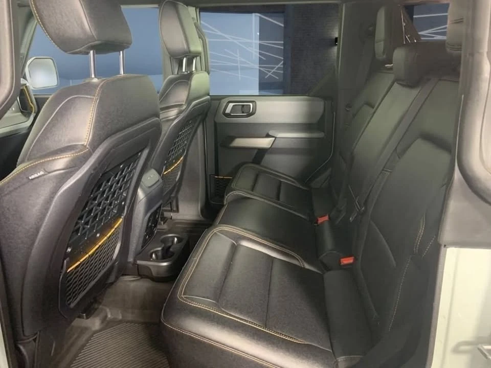 2023 Ford Bronco 6th Gen - Image 19 of 20