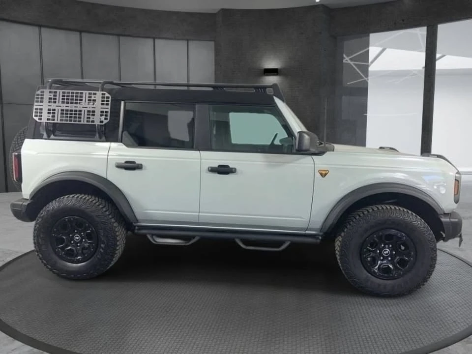 2023 Ford Bronco 6th Gen - Image 3 of 20