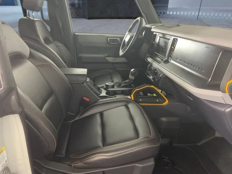 2023 Ford Bronco 6th Gen - Image 16 of 20