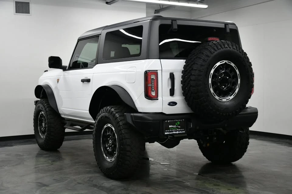 2023 Ford Bronco 6th Gen - Image 3 of 20