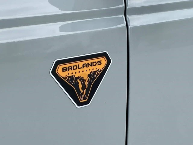 2023 Ford Bronco 6th Gen - Image 9 of 20