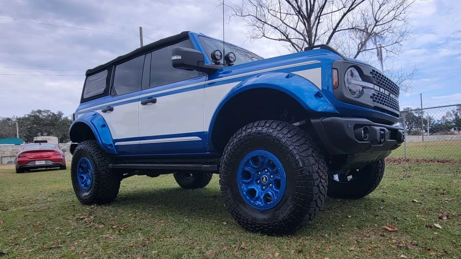 2023 Ford Bronco 6th Gen - Image 8 of 20
