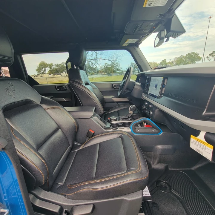 2023 Ford Bronco 6th Gen - Image 15 of 20