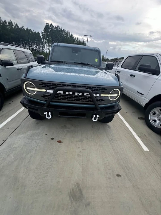 2023 Ford Bronco 6th Gen - Image 2 of 10