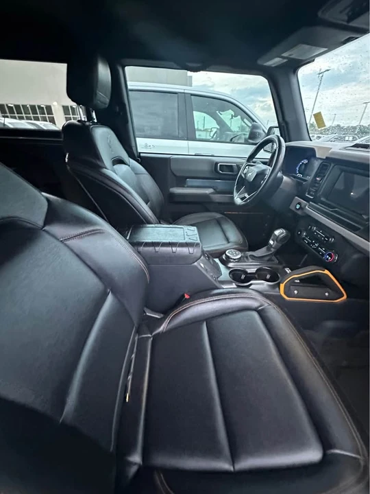 2023 Ford Bronco 6th Gen - Image 7 of 10