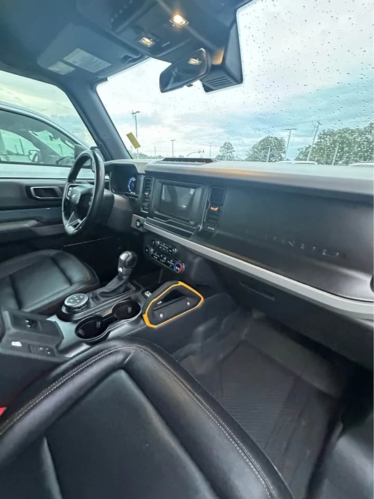 2023 Ford Bronco 6th Gen - Image 4 of 10