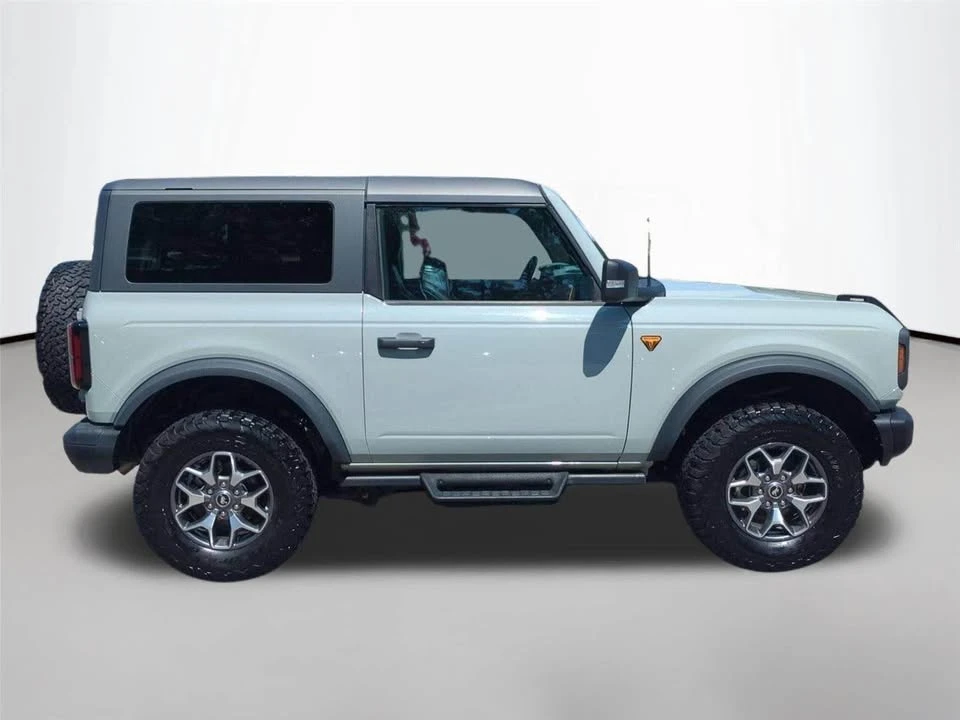 2023 Ford Bronco 6th Gen - Image 5 of 17
