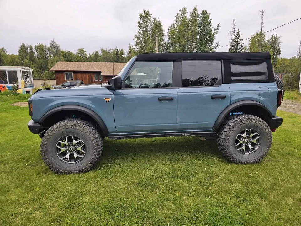2023 Ford Bronco 6th Gen - Image 7 of 17