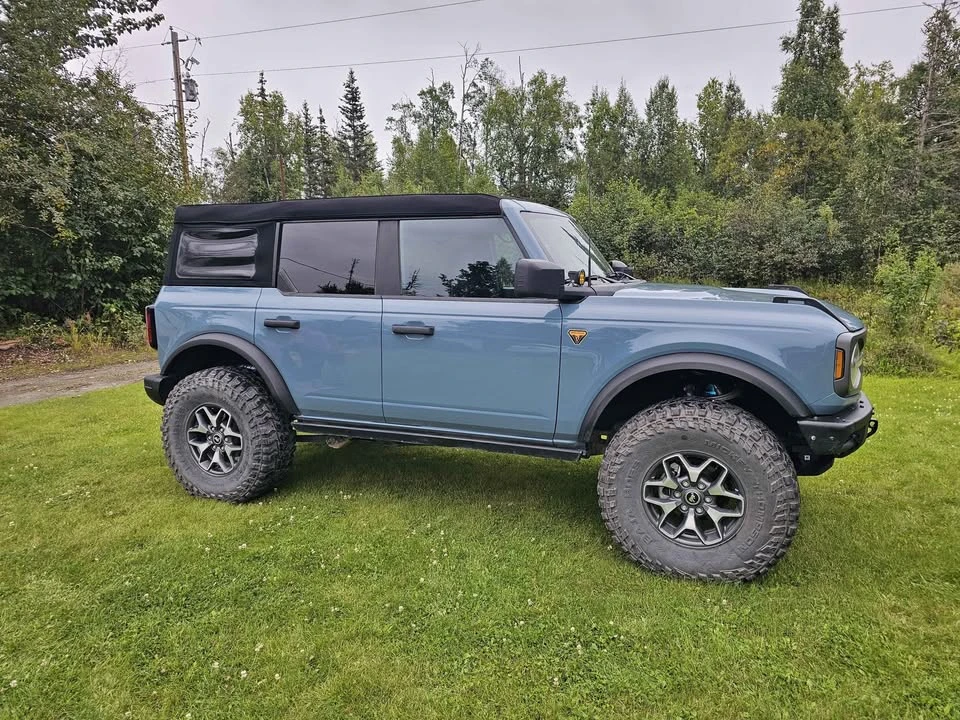 2023 Ford Bronco 6th Gen - Image 12 of 17