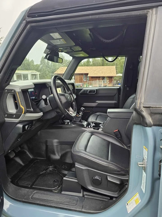 2023 Ford Bronco 6th Gen - Image 6 of 17