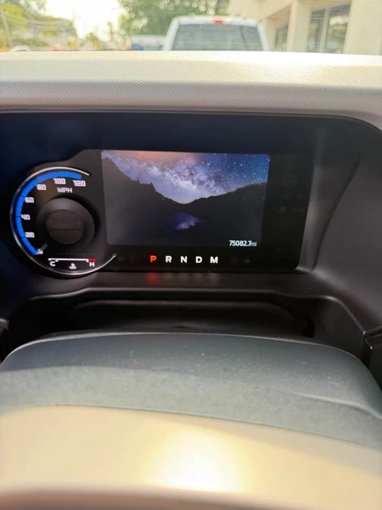 2023 Ford Bronco 6th Gen - Image 6 of 10
