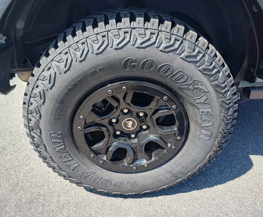 2023 Ford Bronco 6th Gen - Image 5 of 13