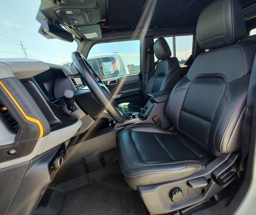 2023 Ford Bronco 6th Gen - Image 10 of 13