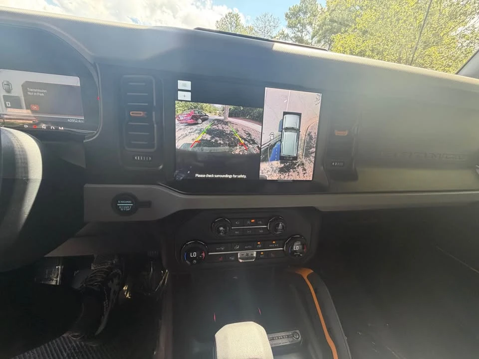 2023 Ford Bronco 6th Gen - Image 11 of 15