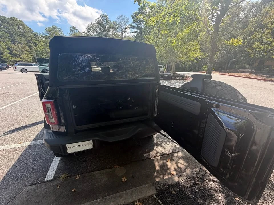 2023 Ford Bronco 6th Gen - Image 14 of 15