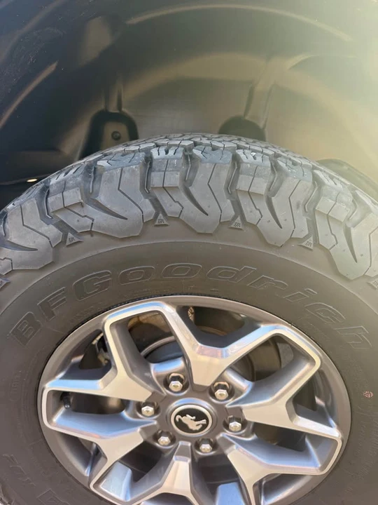 2023 Ford Bronco 6th Gen - Image 10 of 13