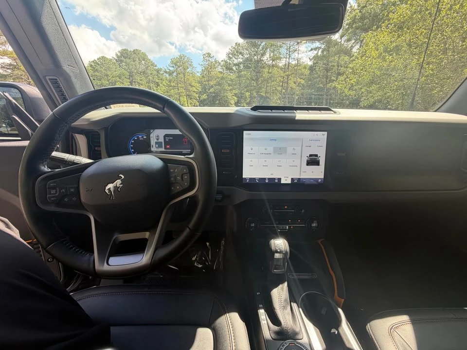 2023 Ford Bronco 6th Gen - Image 9 of 15
