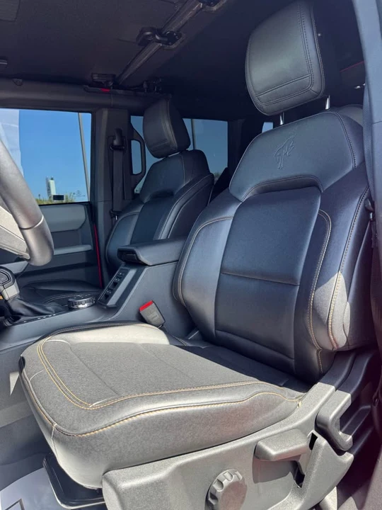 2023 Ford Bronco 6th Gen - Image 5 of 10